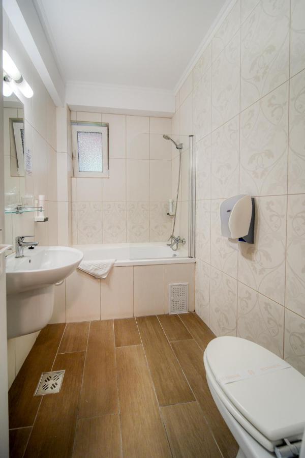 Hotel Szeifert Совата Екстер'єр фото