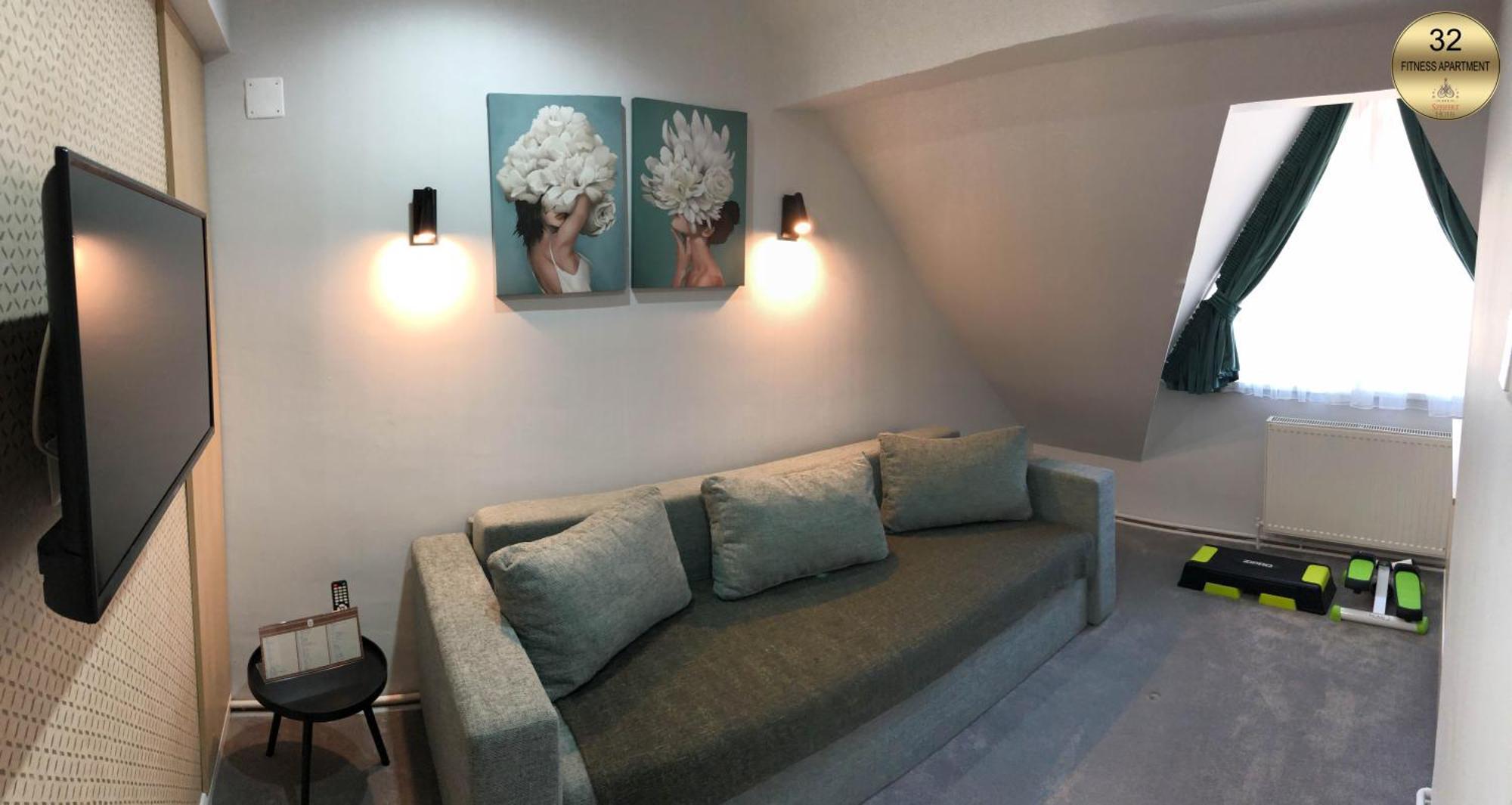 Hotel Szeifert Совата Екстер'єр фото