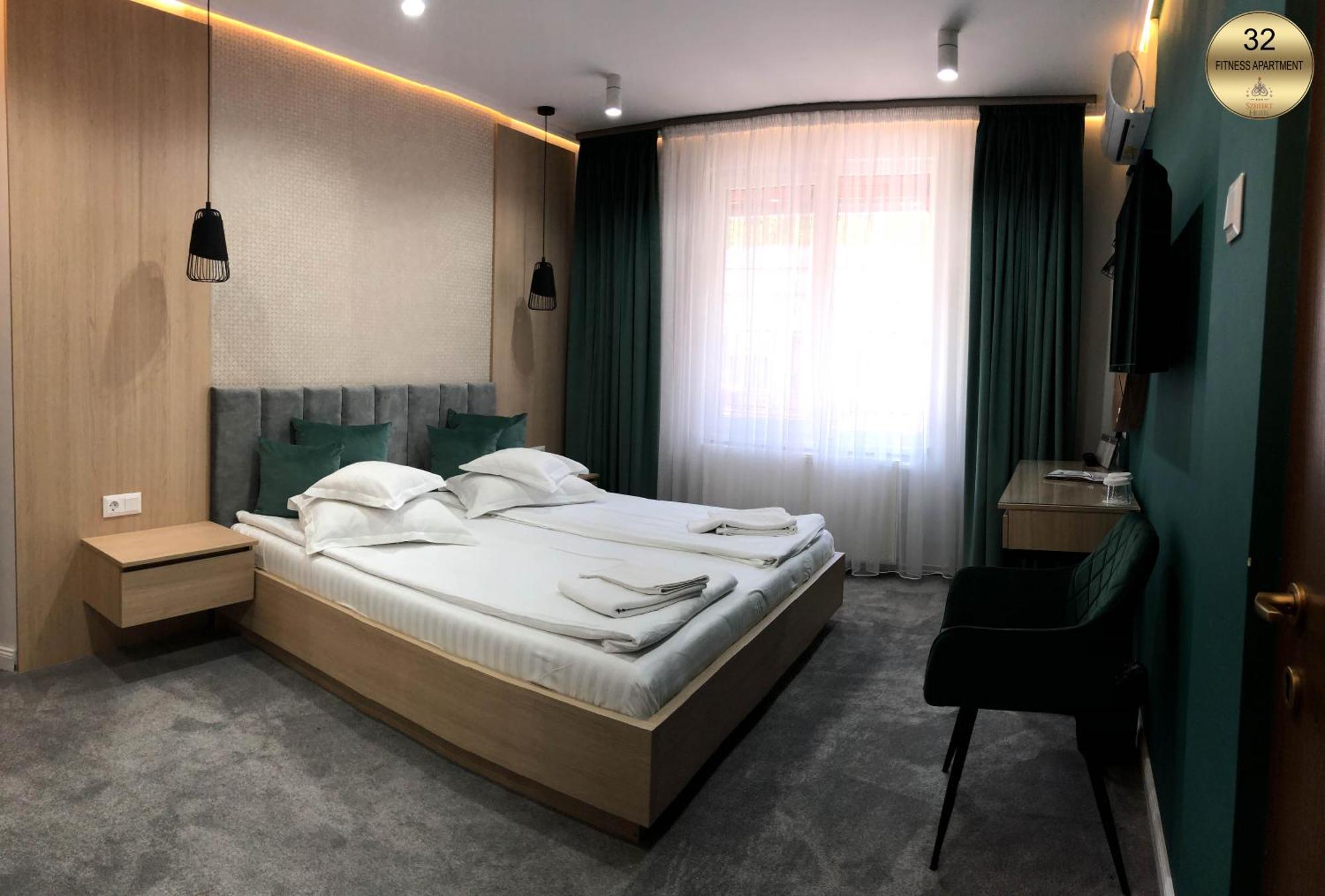 Hotel Szeifert Совата Екстер'єр фото
